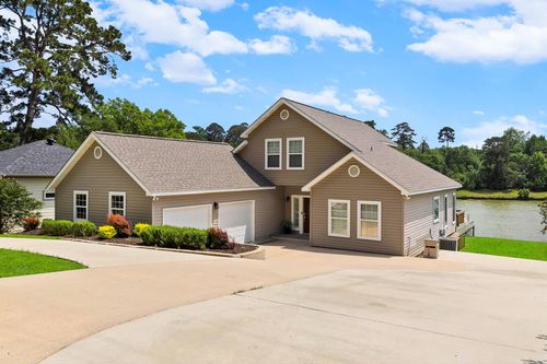 537 Caney Creek Dr, Livingston, TX, 77351-0695 | Card Image