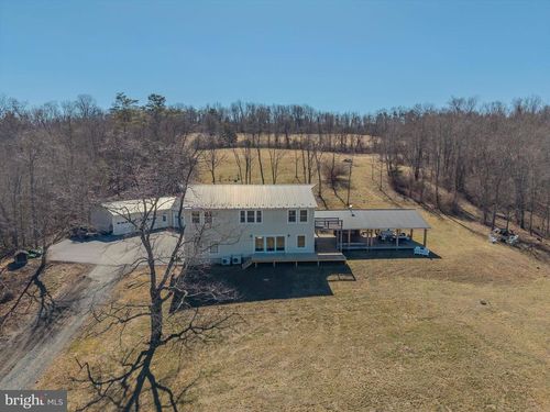 651 Robinson Rd, NEWPORT, PA, 17074-7479 | Card Image