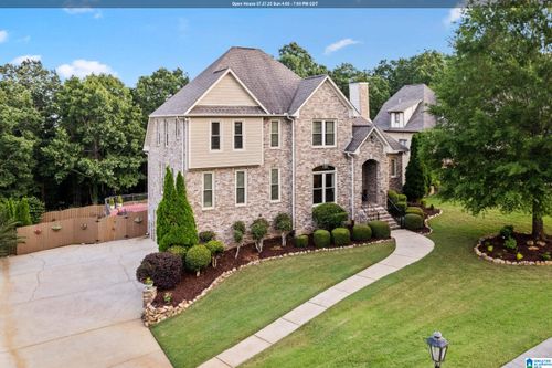 8419 Ledge Cir, TRUSSVILLE, AL, 35173-3809 | Card Image