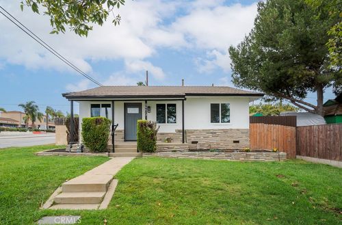 26613 Leesdale Ave, Harbor City, CA, 90710-3625 | Card Image