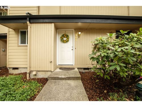 1505 Fetters Loop, Eugene, OR, 97402-3365 | Card Image