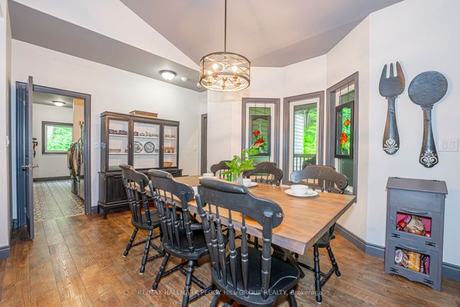 7941 Highway 93, House other with 4 bedrooms, 3 bathrooms and 10 parking in Tiny ON | Image 7