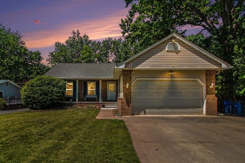 1633 N Hanlon St, Westland, MI, 48185-3540 | Card Image