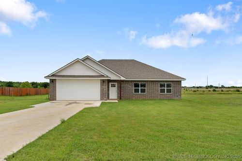 108 Michael Ave, Calera, OK, 74730-4018 | Card Image