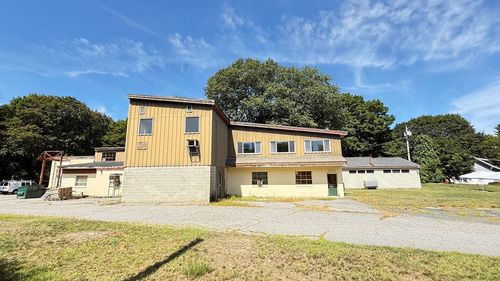 148 Marlboro Rd, Southborough, MA, 01772-1212 | Card Image