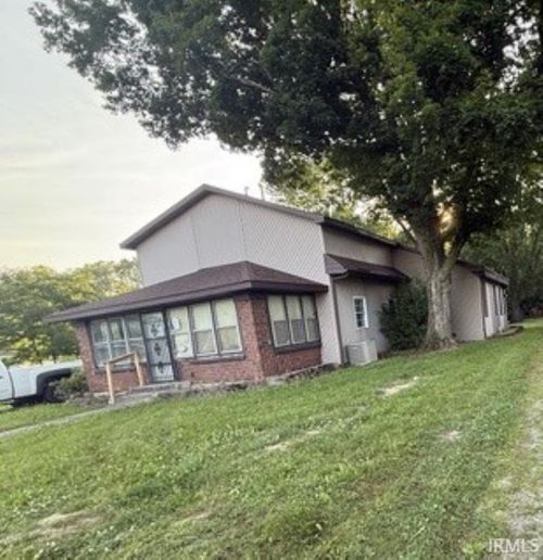3203 S Meridian St, Marion, IN, 46953-4106 | Card Image