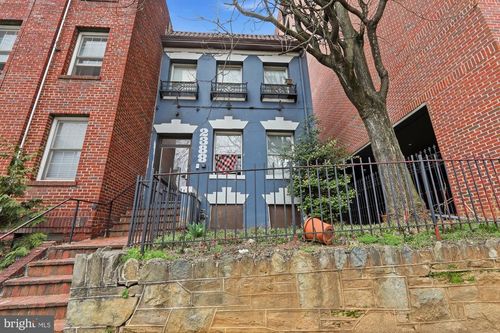 apt-10-2388 Champlain St Nw, WASHINGTON, DC, 20009-2628 | Card Image