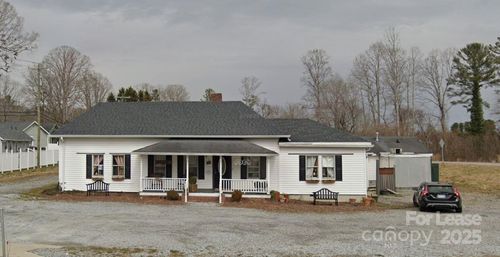 1596 Greenville Hwy, Hendersonville, NC, 28792-6337 | Card Image