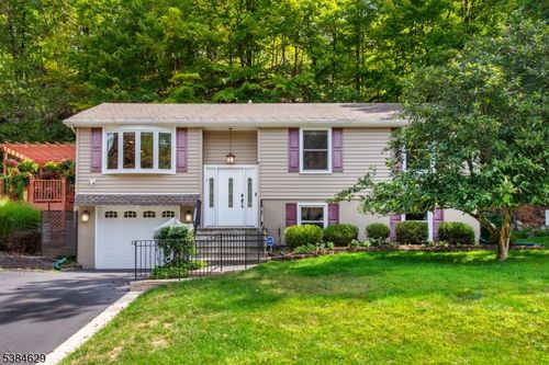 103 Valley View Trl, Sparta, NJ, 07871-1354 | Card Image