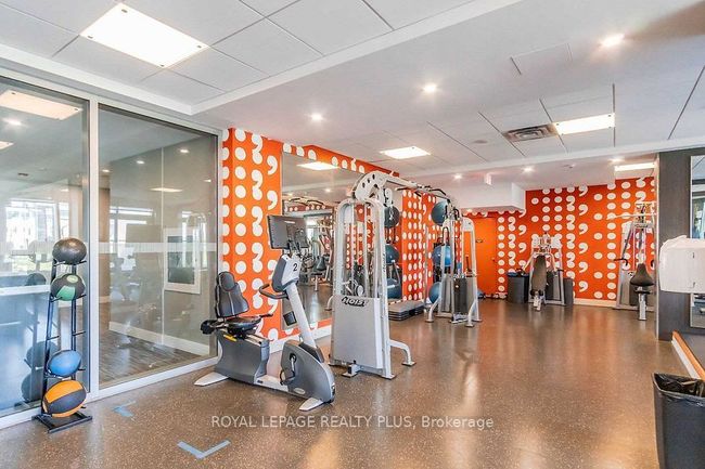 812 - 360 Square 1 Dr, Condo with 1 bedrooms, 1 bathrooms and 1 parking in Mississauga ON | Image 16