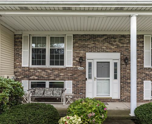 4004 Greenway Dr, Erie, PA, 16506-4060 | Card Image
