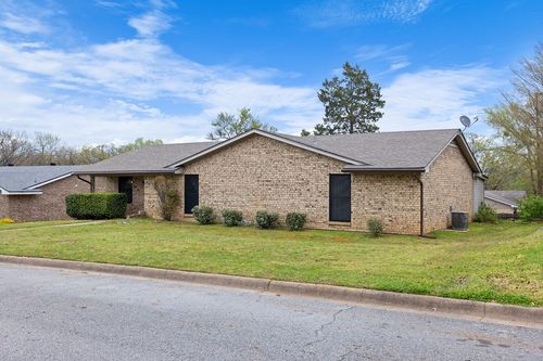3014 Jennifer Ave, Denison, TX, 75020-7310 | Card Image