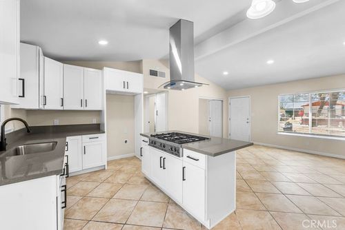 10921 Rome Beauty, California City, CA, 93505 | Card Image