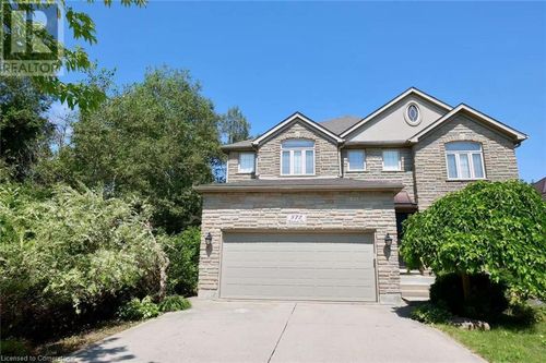 872 Creekside Dr, Waterloo, ON, N2V2S7 | Card Image