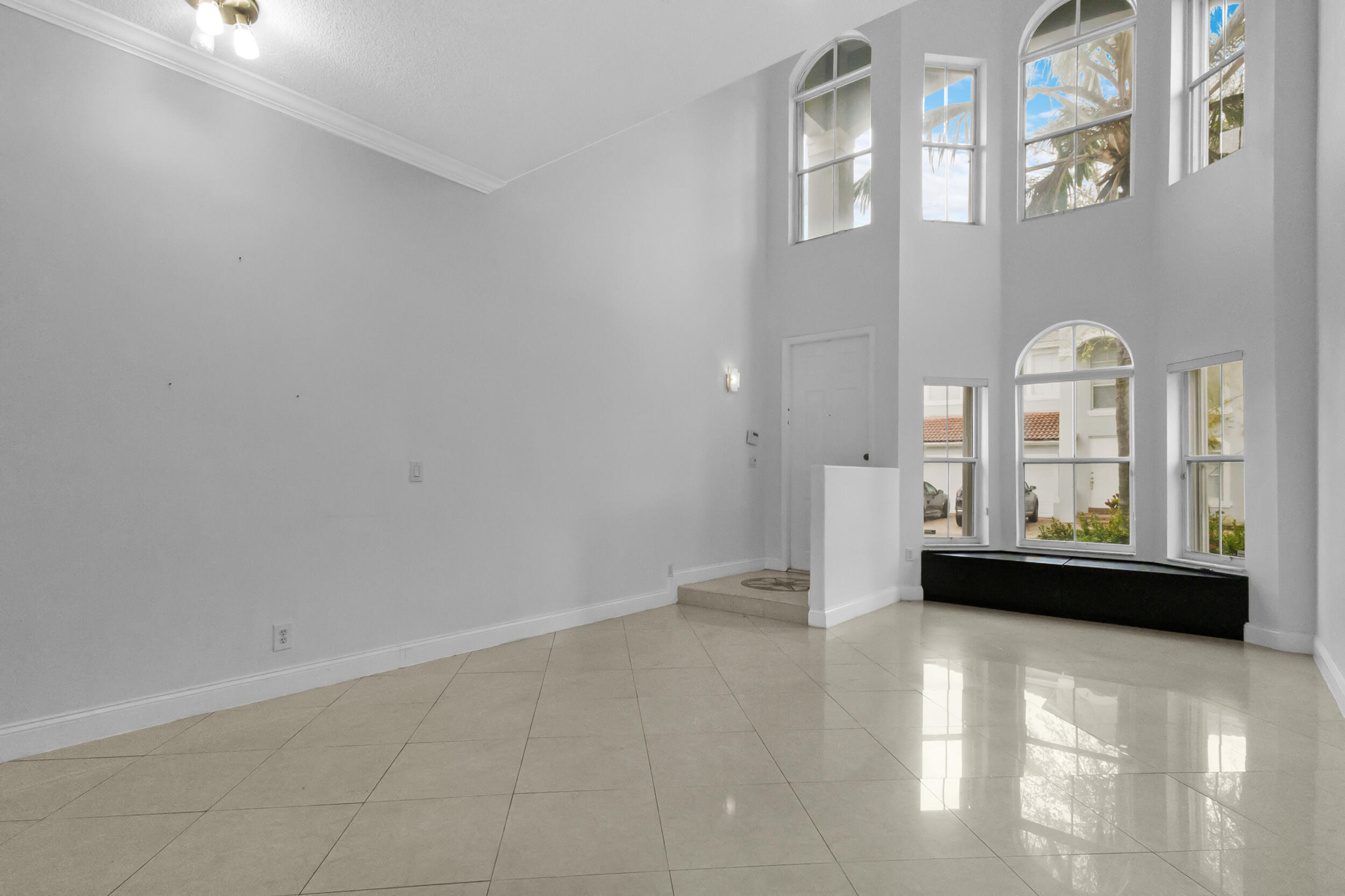 Residential in Hollywood 2