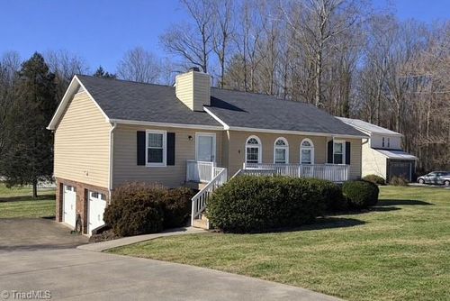 6210 Herinhut Rd, Winston-Salem, NC, 27127-9723 | Card Image