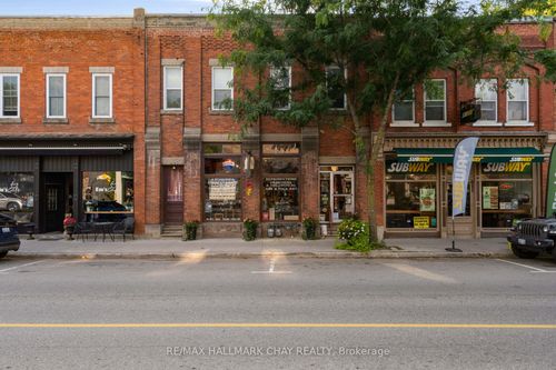 {{alt}} | Card Image