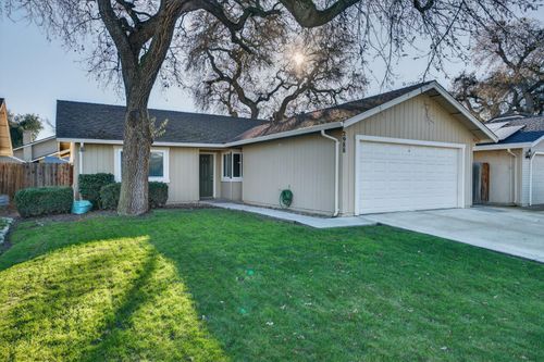 2988 Old Ranch Cir, Stockton, CA, 95209-4830 | Card Image