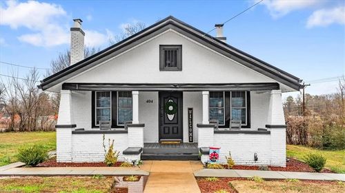 404 Lexington Ave, Thomasville, NC, 27360-3723 | Card Image