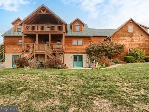 389 Church Rd, SHERMANS DALE, PA, 17090-8717 | Card Image