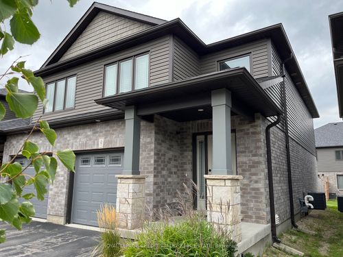 {{alt}} | Card Image