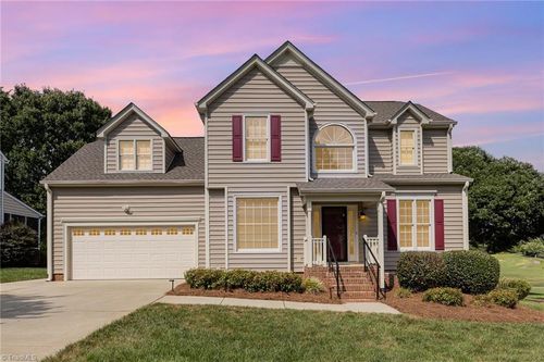 376 Kingsmill Dr, Advance, NC, 27006-7285 | Card Image