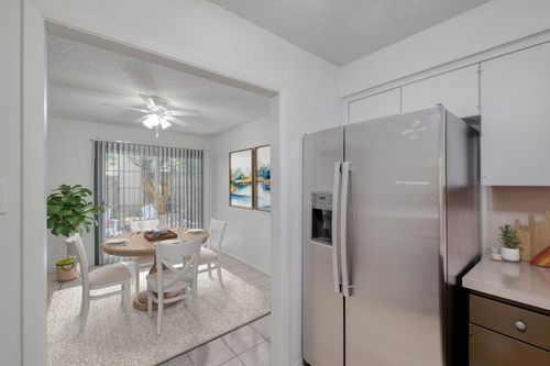 7400 Ophelia Dr, Austin, TX, 78752-2136 | Card Image