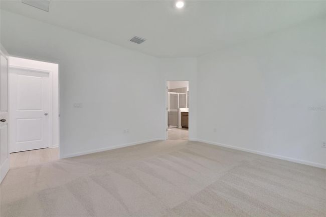 2980 Supermarine Loop, House other with 4 bedrooms, 3 bathrooms and null parking in TAVARES FL | Image 20