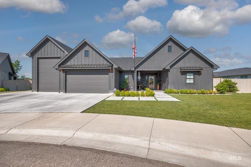 349 Lodgepole Ct, Fruitland, ID, 83619-2318 | Card Image