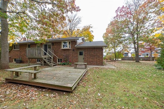 125 Lakeside Dr, House other with 4 bedrooms, 2 bathrooms and 5 parking in Grimsby ON | Image 28