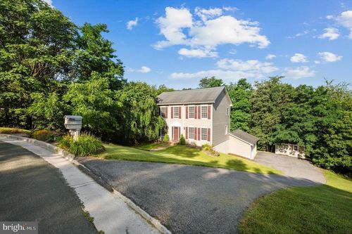 1639 W Commonwealth Dr, FRONT ROYAL, VA, 22630-4541 | Card Image