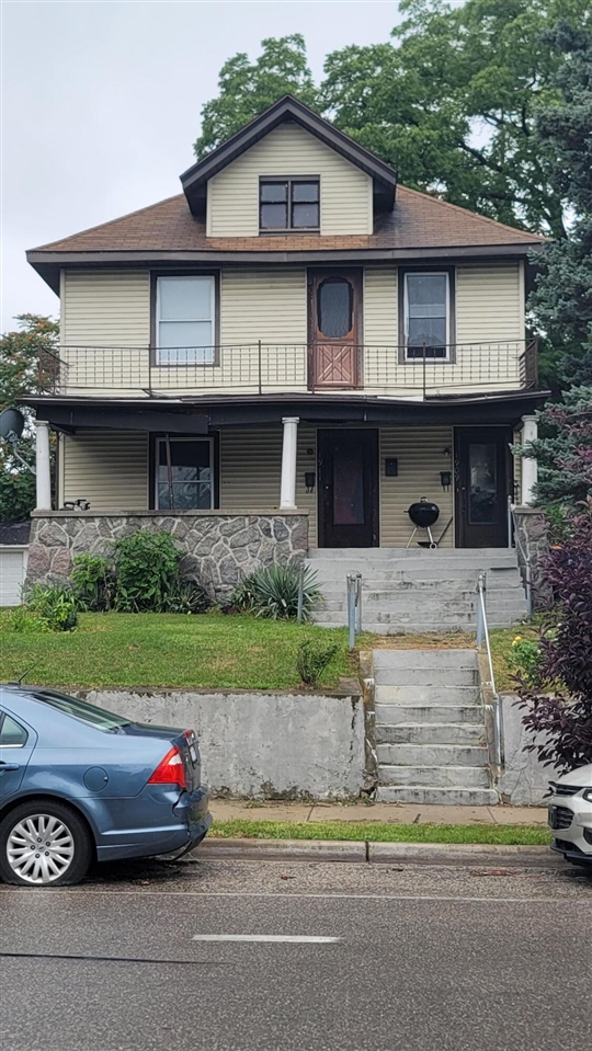 Jefferson Ave, Grand Rapids, MI 49507