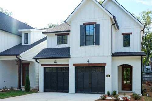 2824 Valley Rd, Nashville, TN, 37215-1220 | Card Image