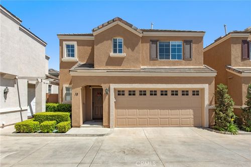 18 Rue Brittany, Foothill Ranch, CA, 92610-3429 | Card Image