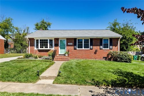 3920 Rosedale Ave, Richmond, VA, 23227-3912 | Card Image