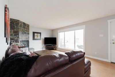 110 Leigh Cres, House detached with 4 bedrooms, 2 bathrooms and 6 parking in Fort Mcmurray AB | Image 3