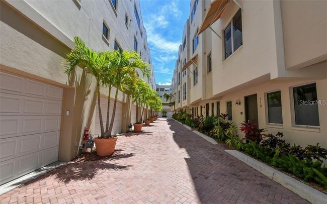 UNIT-113C - 235 Cocoanut Ave, Townhouse with 3 bedrooms, 5 bathrooms and null parking in SARASOTA FL | Image 44
