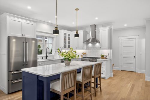 2b-255 Old Main Rd, North Falmouth, MA, 02556-2447 | Card Image