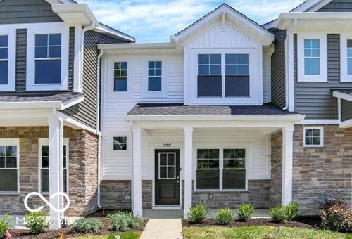 19547 Grassy Branch Rd, Westfield, IN, 46074-9694 | Card Image