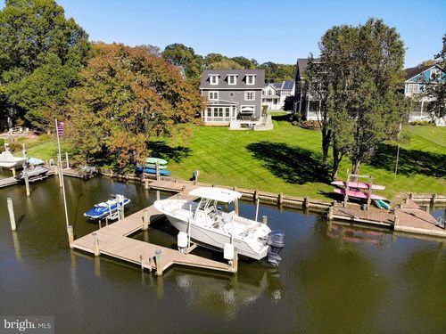3590 S River Ter, EDGEWATER, MD, 21037-3245 | Card Image