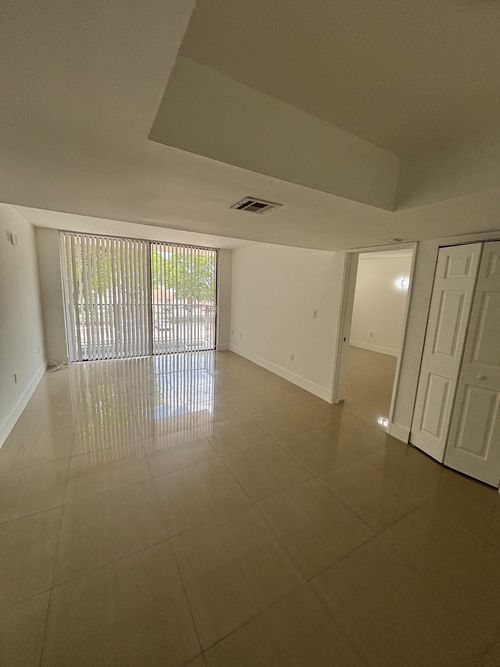 b304-8002 Sw 149th Ave, Miami, FL, 33193-1467 | Card Image