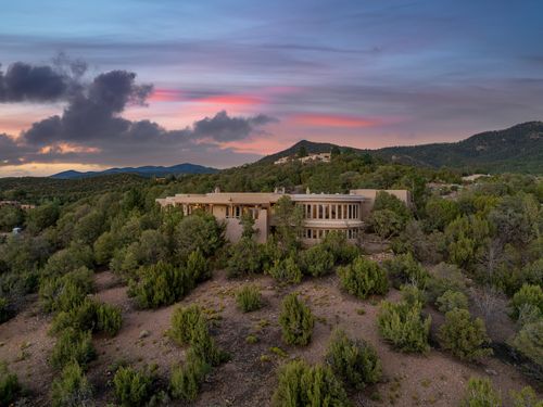 708 Camino Ocaso Del Sol, Santa Fe, NM, 87505-6604 | Card Image