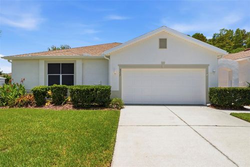 8237 Fallglo Ln, LAND O LAKES, FL, 34637-7588 | Card Image