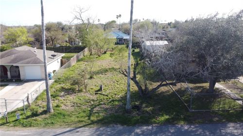 907 Loma Linda, Alamo, TX, 78516-9556 | Card Image