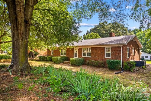 1059 Shearers Rd, Mooresville, NC, 28115-5718 | Card Image