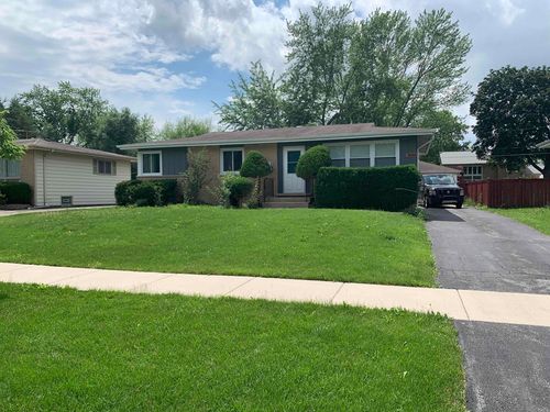 1114 Crabtree Ln, Mount Prospect, IL, 60056-1320 | Card Image