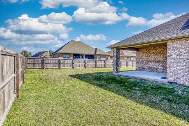 422 Chickadee St, House other with 4 bedrooms, 2 bathrooms and 2 parking in Crestview FL | Image 36