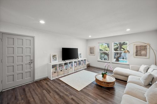 229-5111 Skillman St, Dallas, TX, 75206-4384 | Card Image