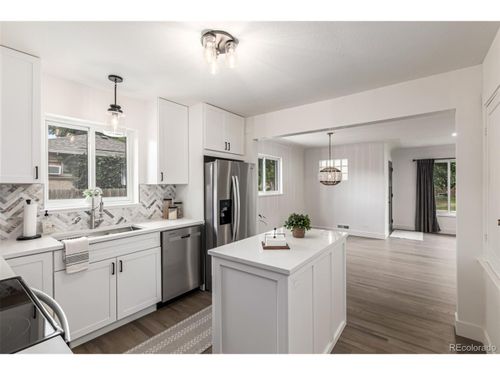 2562 S Xavier St, Denver, CO, 80219-5616 | Card Image