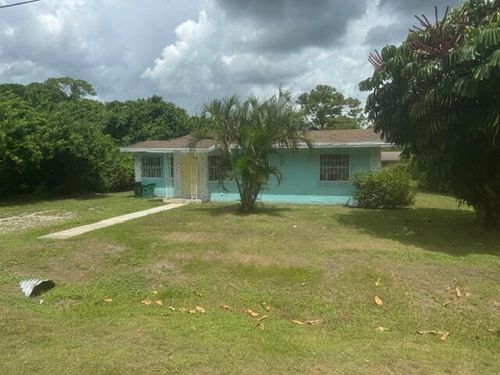 3306 Avenue Q, Fort Pierce, FL, 34947-5623 | Card Image